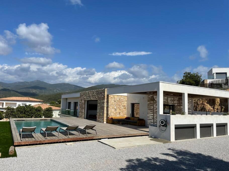 Villa Alandra Pietrosella Bagian luar foto
