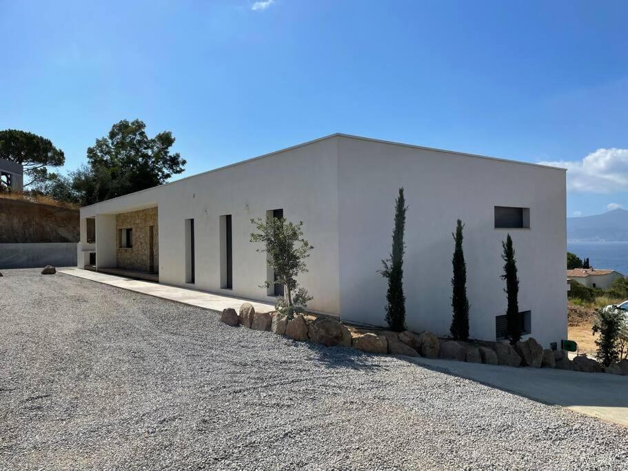 Villa Alandra Pietrosella Bagian luar foto
